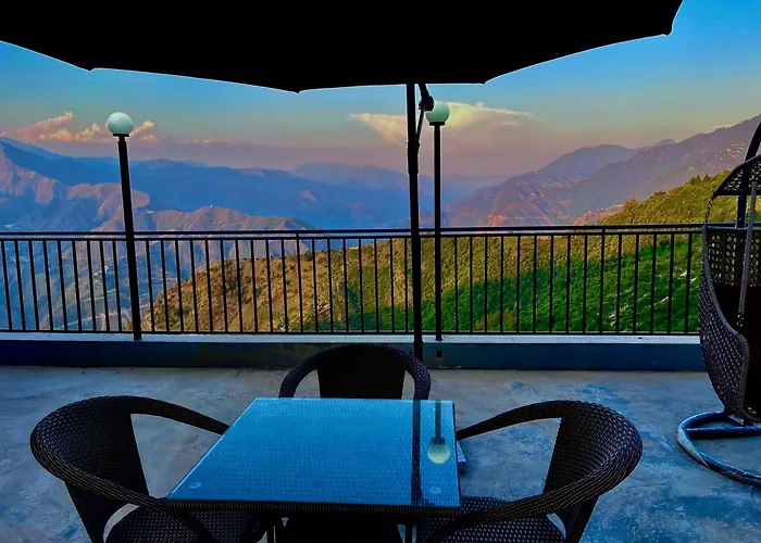 Hotel Pine Rock Mountain View, Mussoorie