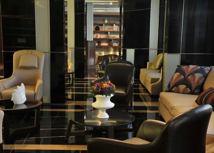 Lancaster Raouche Hotel Beirut