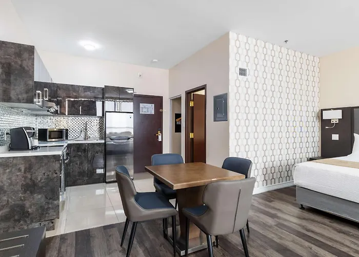 Hotel Montreal Metropolitan, An Ascend Collection Hotel