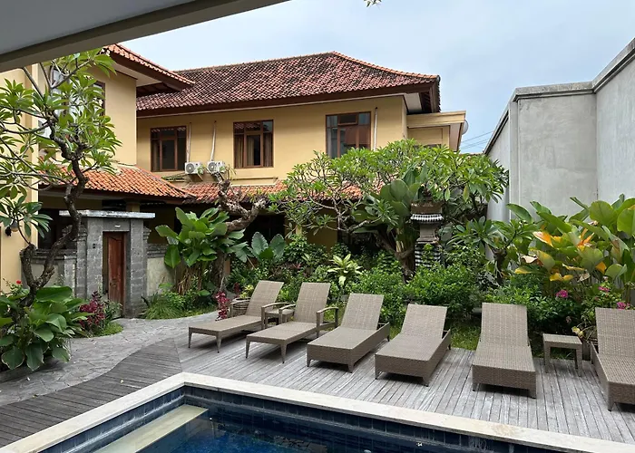 Villa Bunga Hotel Seminyak 