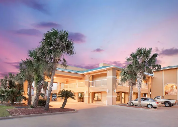 Super 8 By Wyndham Corpus Christi
