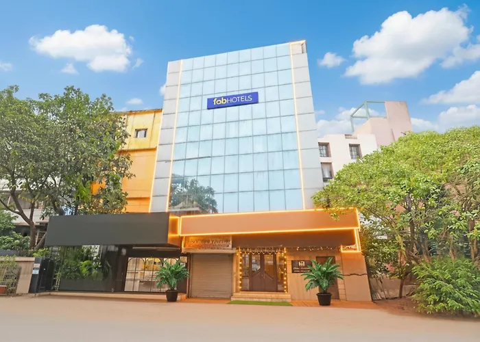 Fabhotel Gulshan International - Nr Peter Cat Park Street Kolkata