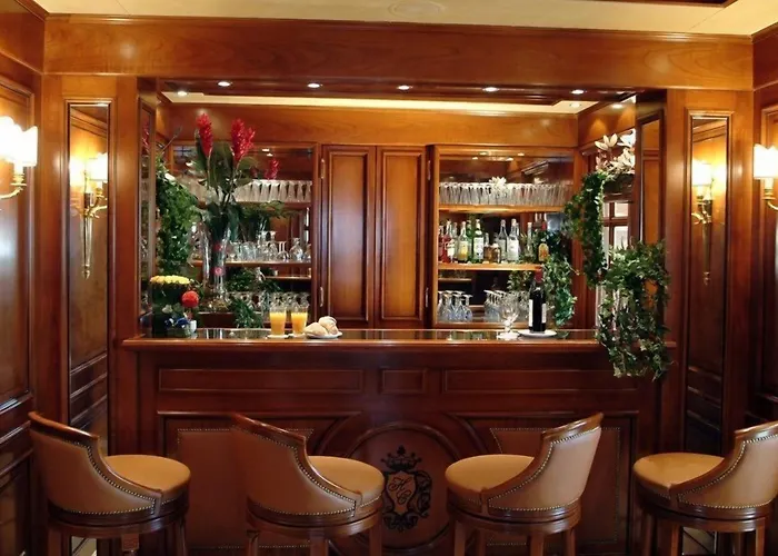 Hotel Champagne Palace