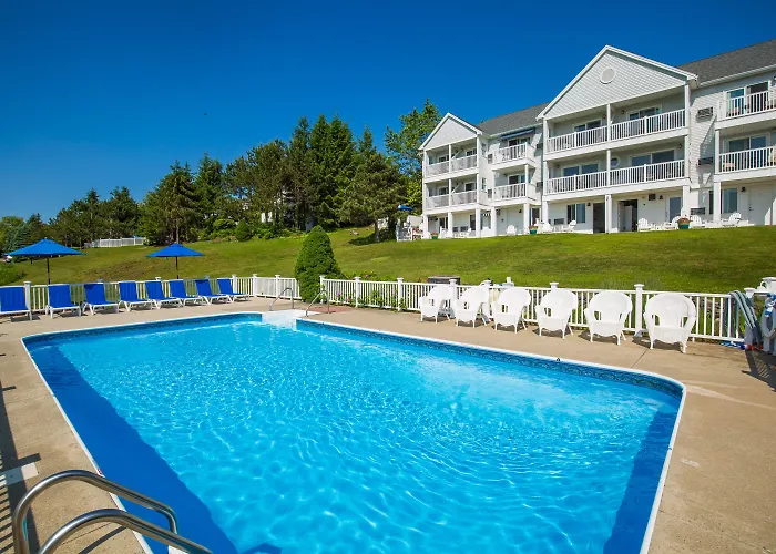 Strawberry Hill Seaside Inn Rockport