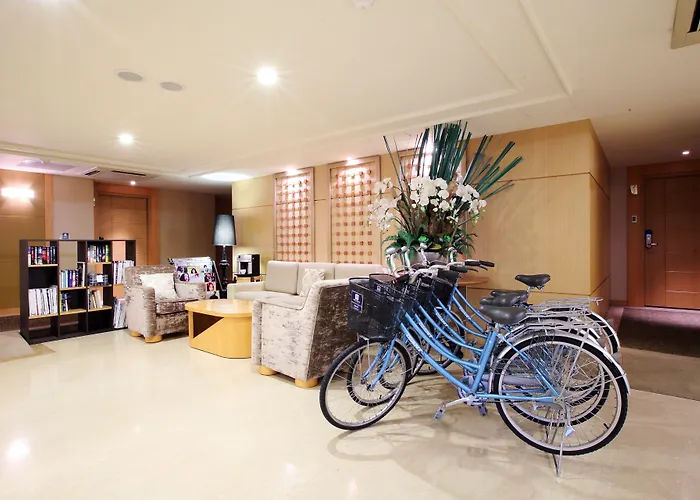 晶樺商務飯店 鄰近羅東車站 Hotel Luodong