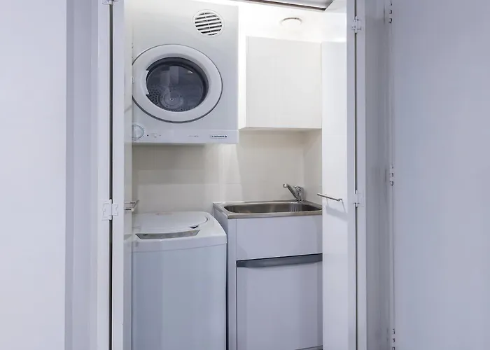 Meriton Suites Sydney Airport
