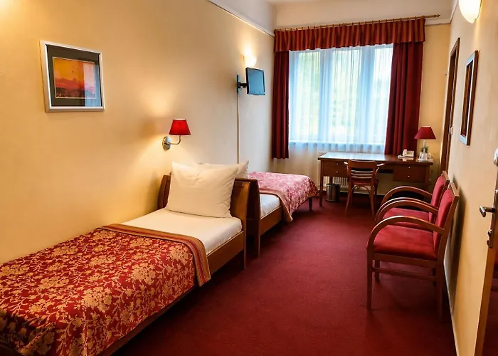 Cloister Inn Hotel