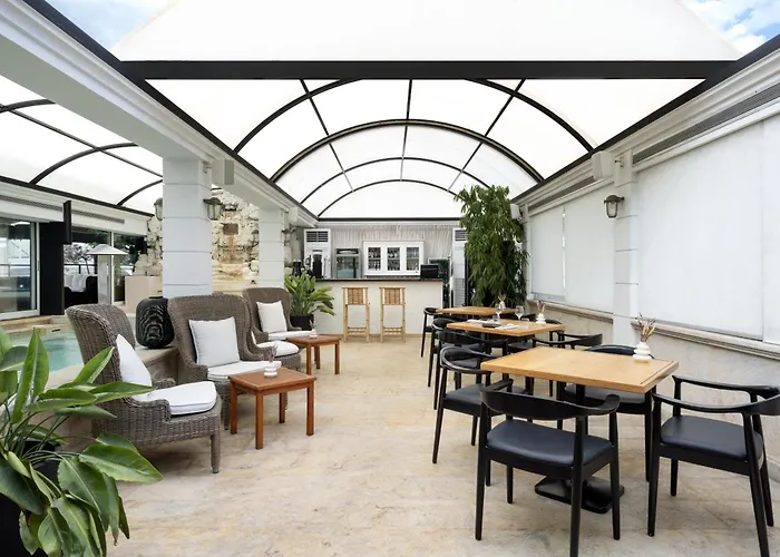 Coral Hotel Athene