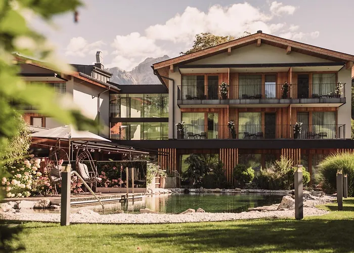 Wellness Und Brunch Hotel Morgenzeit Beheizter Naturteich Genuss Fruehstueck Bis 13 Uhr Hochkoenig Sommercard