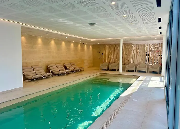 LOGIS - Hôtel L'Océana Lanton