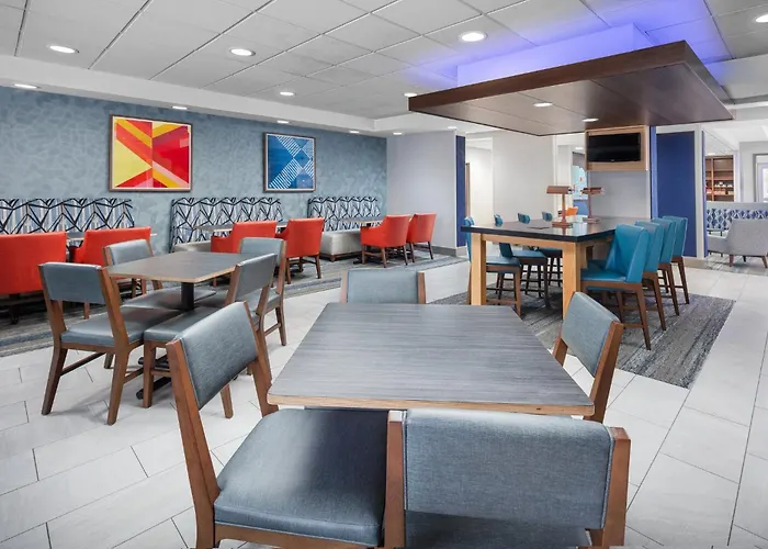 Holiday Inn Express Hastings By Ihg