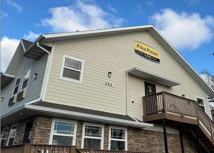 Price Pointe Inn Waukesha