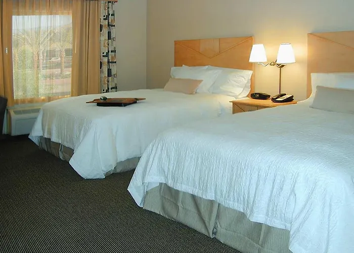 Hampton Inn & Suites Highland