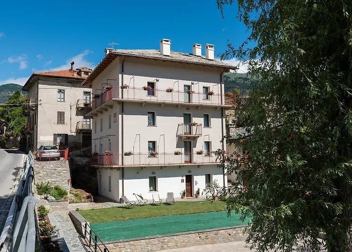 Hotel La Pietra Felice Introd