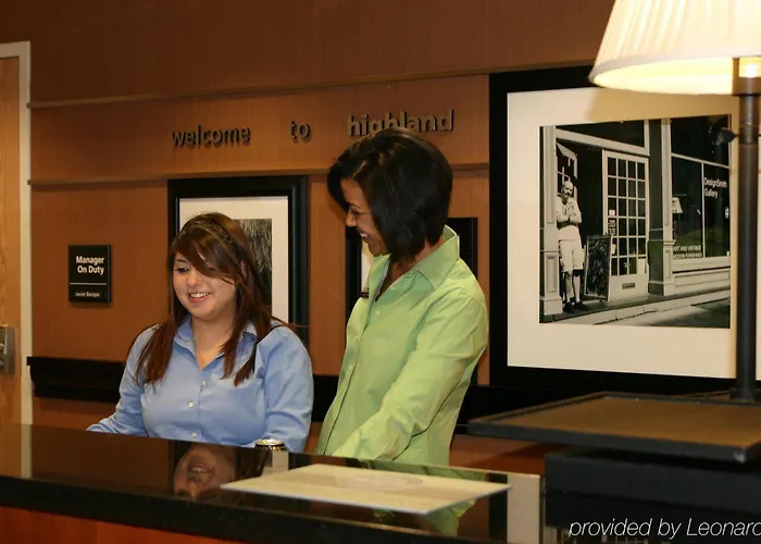 Hampton Inn & Suites Highland